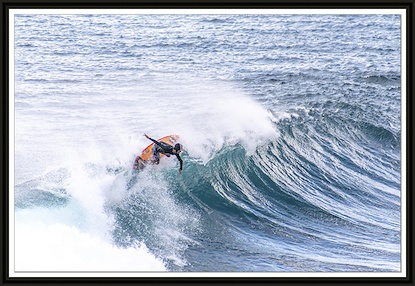 60 x 41 Uluwata Bali Surfer III (GF)